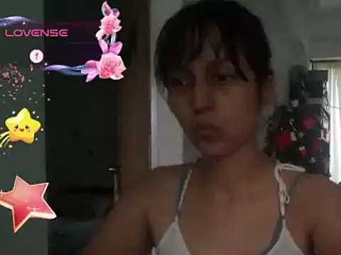 Snapshot of Moon_lunita chatting on 12.02.24 Moon lunita online show from 12.02.24
