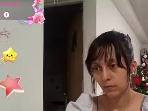 Snapshot of Moon_lunita chatting on 12.12.24 Moon lunita online show from 12.12.24