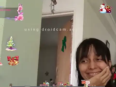Snapshot of Moon_lunita chatting on 12.18.24 Moon lunita online show from 12.18.24