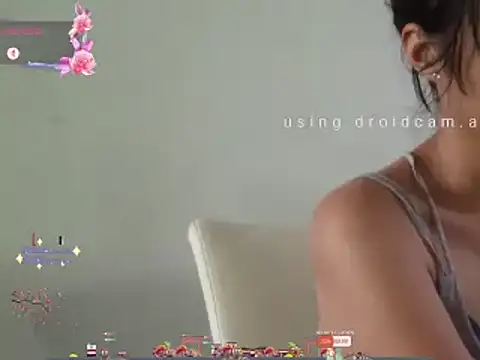 Snapshot of Moon_lunita chatting on 01.20.25 Moon lunita online show from 01.20.25