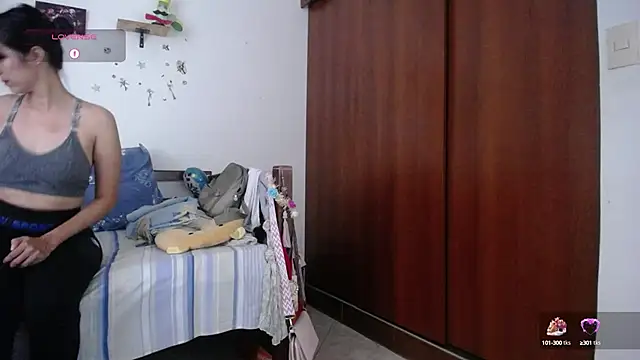Snapshot of Moon_lunita chatting on 09.09.25 Moon lunita online show from 09.09.25