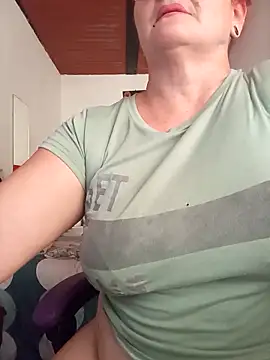 Snapshot of antonela_ladiabla chatting on 03.03.25 antonela ladiabla online show from 03.03.25