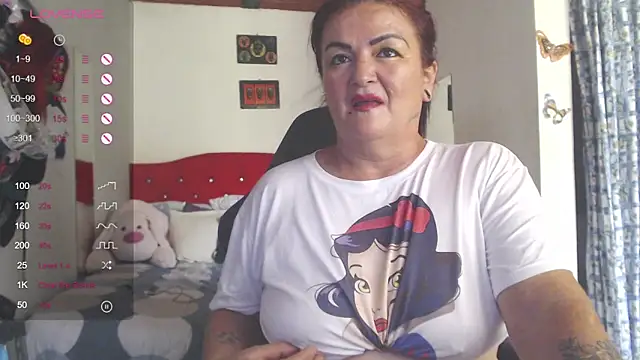 Snapshot of antonela_ladiabla chatting on 03.13.25 antonela ladiabla online show from 03.13.25