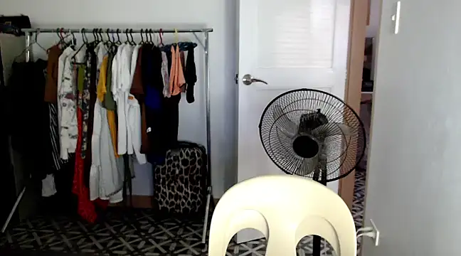 urqueendominant online show from 01.21.25