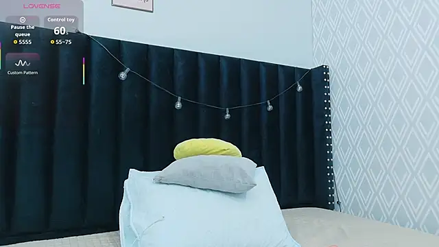 colombiamommy online show from 11.25.25