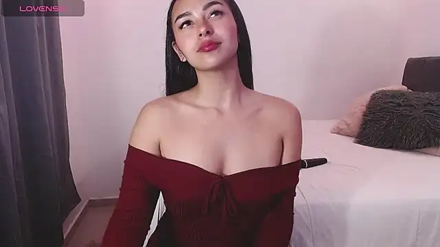 Melaniie01 online show from 04.10.26