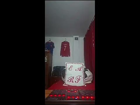 Snapshot of ALBEIROFOOTBALL1992 chatting on 05.17.26 ALBEIROFOOTBALL1992 online show from 05.17.26