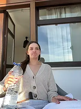 DoriDeluxe66 online show from 01.10.25