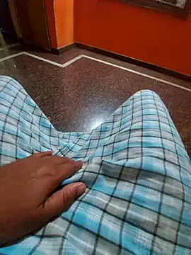 Snapshot of Stripkomal chatting on 10.26.25 Stripkomal online show from 10.26.25