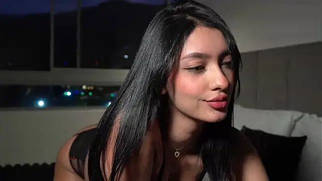Snapshot of kendall_ruiz chatting on 02.20.25 kendall ruiz online show from 02.20.25