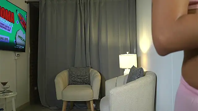 Snapshot of kendall_ruiz chatting on 09.13.25 kendall ruiz online show from 09.13.25