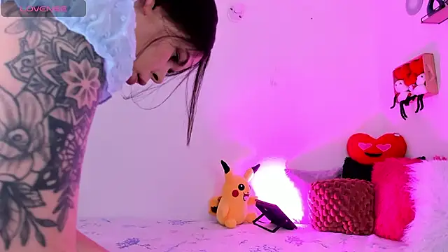 carolina16love online show from 03.04.25