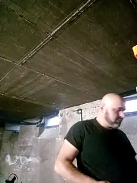 Snapshot of Czarny1104 chatting on 09.10.25 Czarny1104 online show from 09.10.25