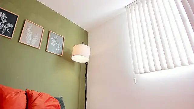 karlye 5 online show from 10.06.25