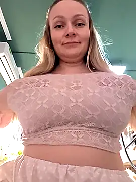 Bondgirl 013 online show from 04.23.26