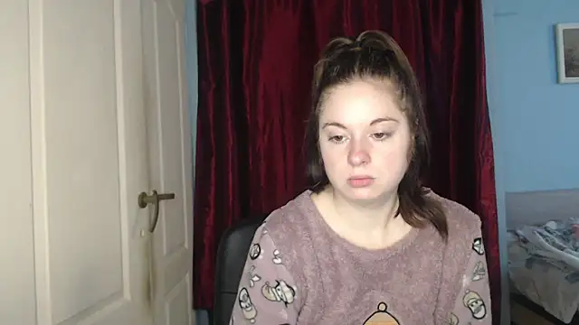 Snapshot of ryhhnnagold99 chatting on 10.29.25 ryhhnnagold99 online show from 10.29.25