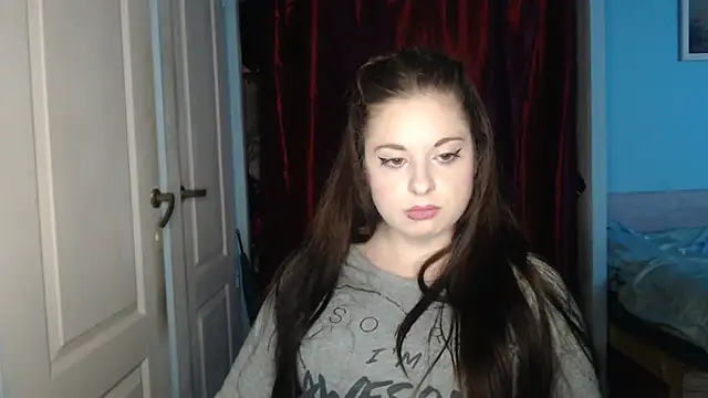 Snapshot of ryhhnnagold99 chatting on 10.31.25 ryhhnnagold99 online show from 10.31.25