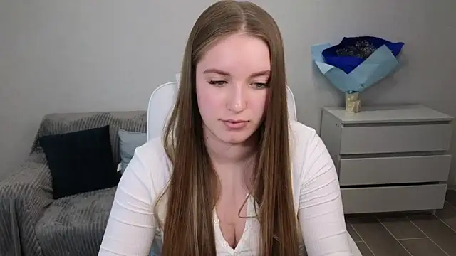 Snapshot of EvaMaddison chatting on 01.01.25 EvaMaddison online show from 01.01.25