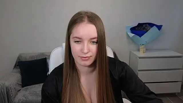 Snapshot of EvaMaddison chatting on 01.02.25 EvaMaddison online show from 01.02.25