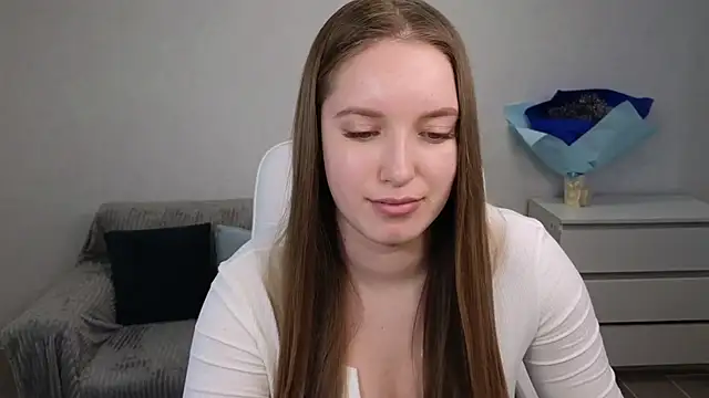 Snapshot of EvaMaddison chatting on 01.17.25 EvaMaddison online show from 01.17.25