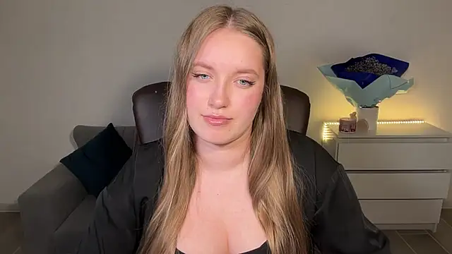 EvaMaddison online show from 06.05.26
