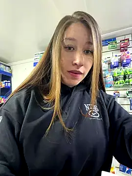 roouse online show from 10.04.25