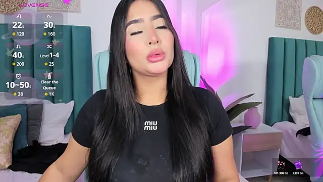 amy-thomson1 online show from 03.21.26