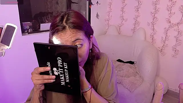 Nami usagi online show from 04.15.26