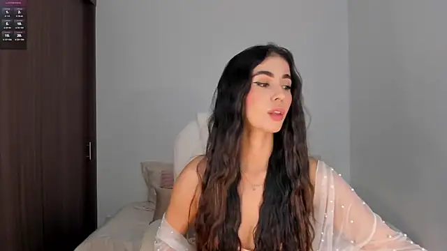 RebeccaBaxter online show from 01.31.25