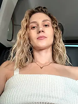 Feral berry 8133 online show from 09.18.25