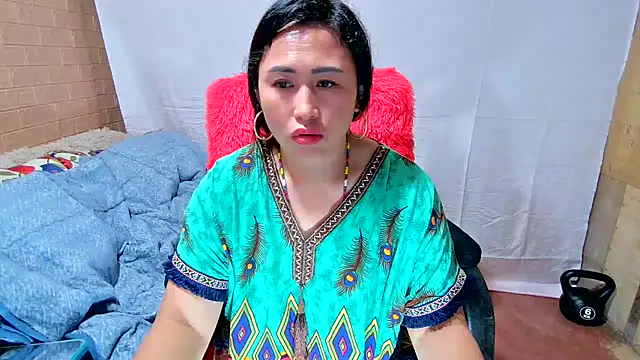 Snapshot of M_e_c_e_l chatting on 02.21.25 M e c e l online show from 02.21.25