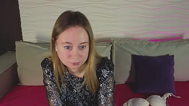BrookeEvans online show from 02.11.25