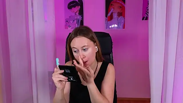 BrookeEvans online show from 02.18.25