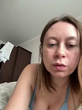 BrookeEvans online show from 03.05.25