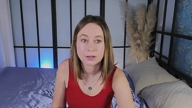 BrookeEvans online show from 03.20.25