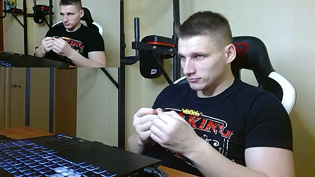 PoliglotJoe online show from 12.04.24