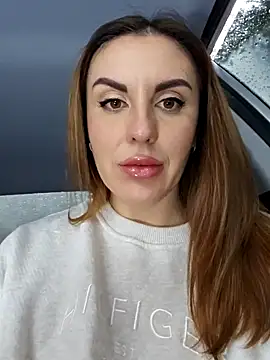 Kalli Fornia online show from 12.17.24