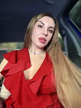 Kalli Fornia online show from 10.11.25