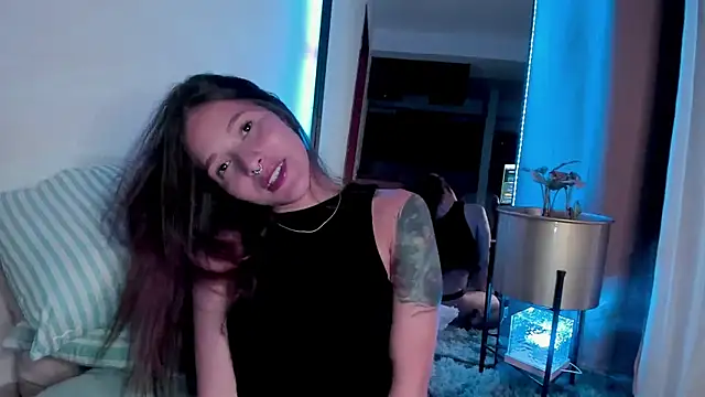 HannaMoom online show from 02.28.25