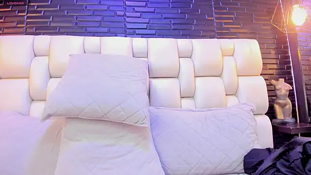 Salo Heaven online show from 01.20.25