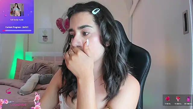 Snapshot of annadu011 chatting on 01.23.25 annadu011 online show from 01.23.25