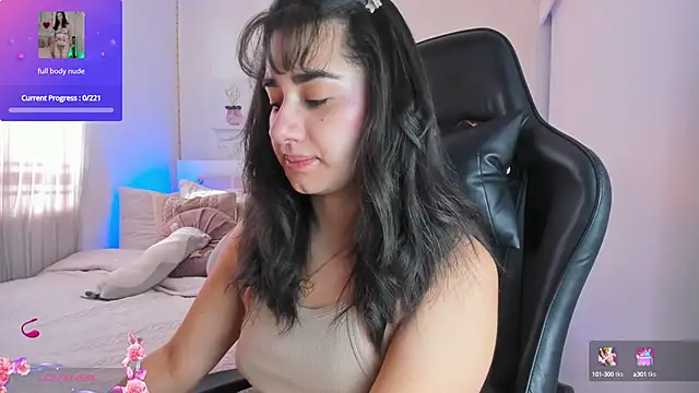 Snapshot of annadu011 chatting on 01.30.25 annadu011 online show from 01.30.25