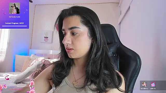 Snapshot of annadu011 chatting on 02.20.25 annadu011 online show from 02.20.25