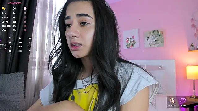 Snapshot of annadu011 chatting on 09.09.25 annadu011 online show from 09.09.25