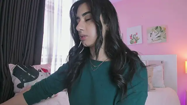 Snapshot of annadu011 chatting on 09.24.25 annadu011 online show from 09.24.25