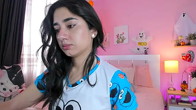 Snapshot of annadu011 chatting on 10.16.25 annadu011 online show from 10.16.25