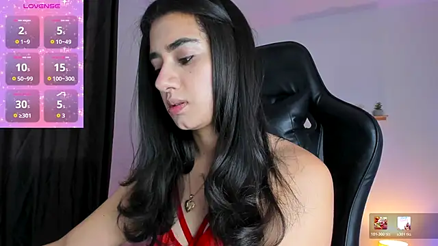 Snapshot of annadu011 chatting on 12.22.25 annadu011 online show from 12.22.25