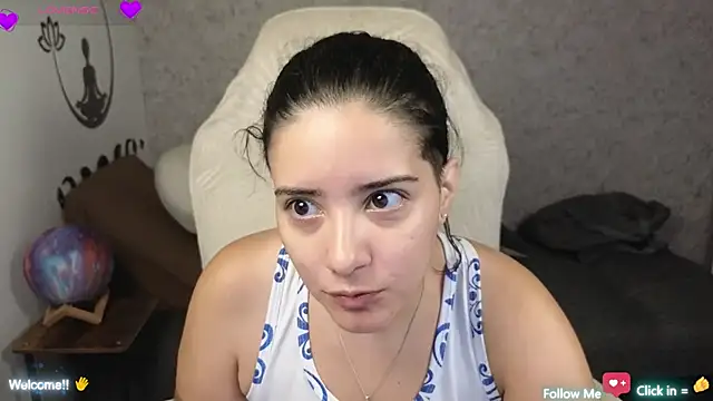 Snapshot of blue__moon_ chatting on 02.08.25 blue  moon  online show from 02.08.25