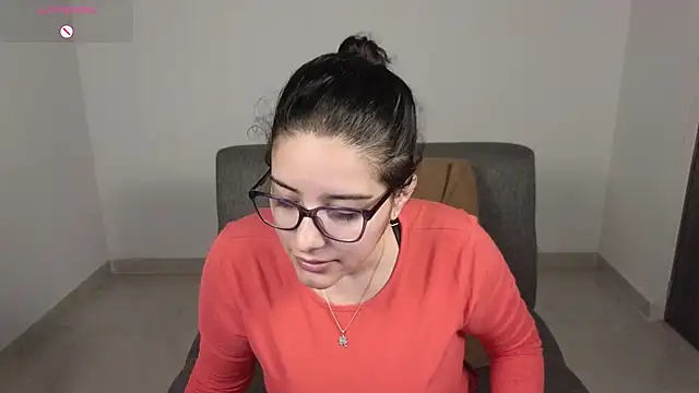 Snapshot of blue__moon_ chatting on 10.11.25 blue  moon  online show from 10.11.25