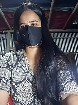 Snapshot of Sexy-Binita chatting on 10.22.25 Sexy-Binita online show from 10.22.25